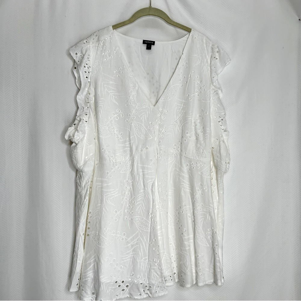Torrid white eyelet short sleeve blouse size 4X boho fairy coastal